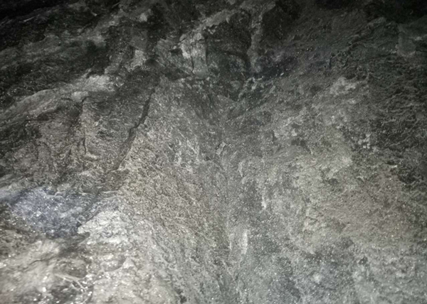 rock_tools.jpg rock_tools.jpg